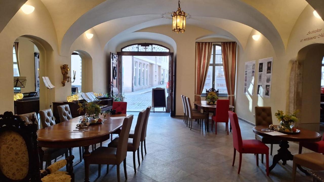 Stadtpalais Bellevue-Suite 3- Zimmer- Maisonettewohnung Mit Dachterrasse Maximal 4 Personen Bautzen Exterior photo